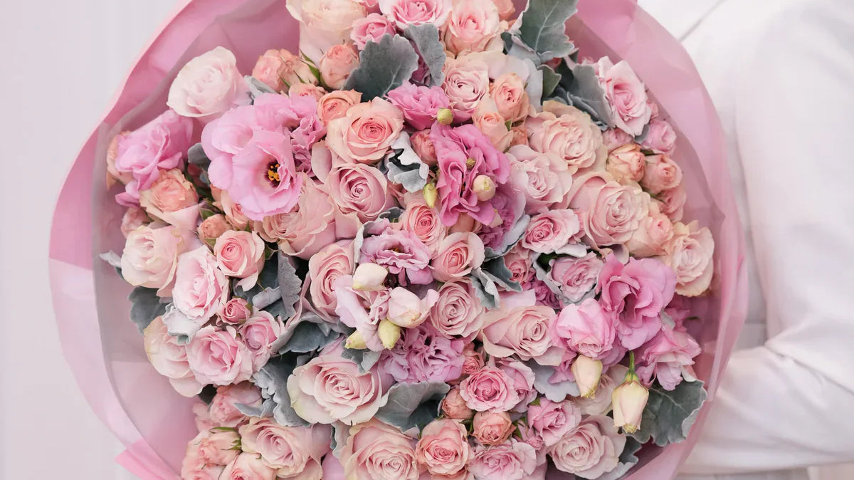 How Flowers Influence Traditional Clothing & Art