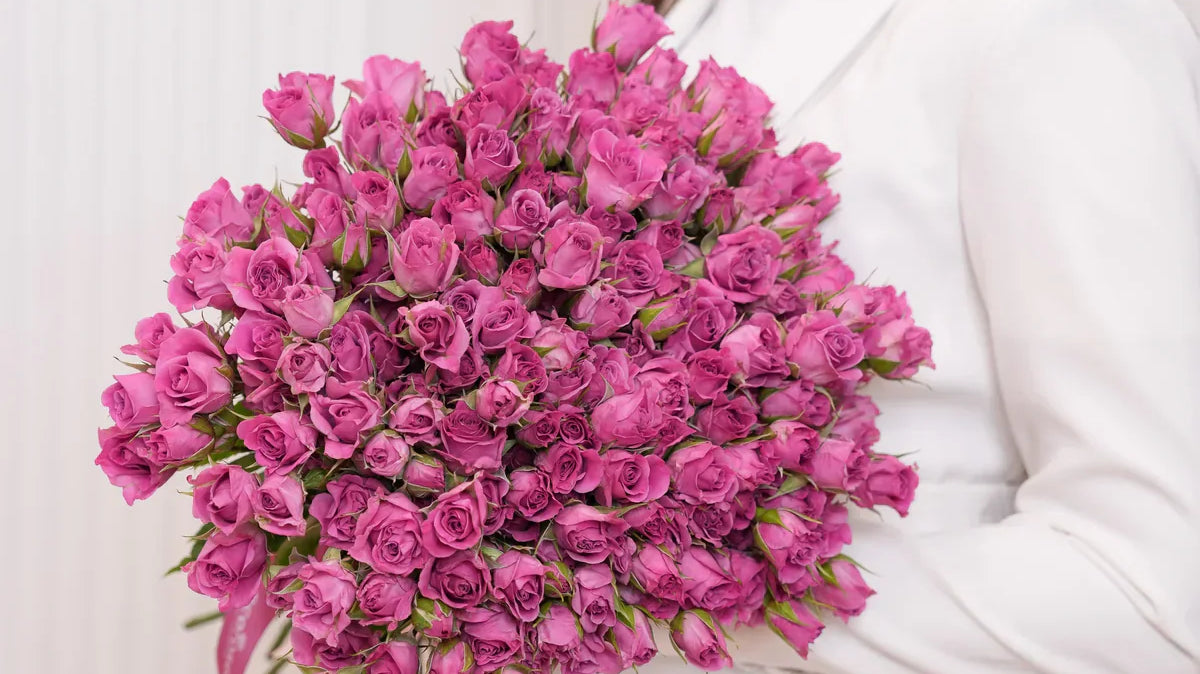 How to Make Flower Tea From Your Garden