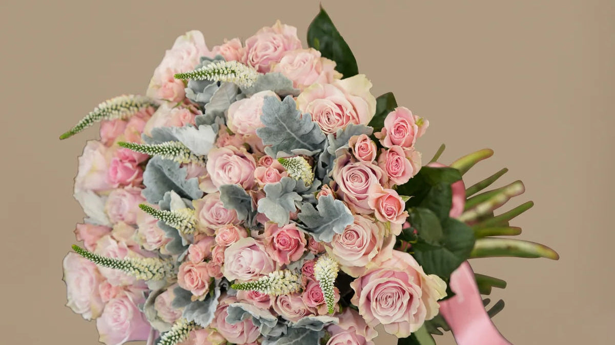 Why Flowers and Bouquets Are the Perfect Gift for Every Occasion