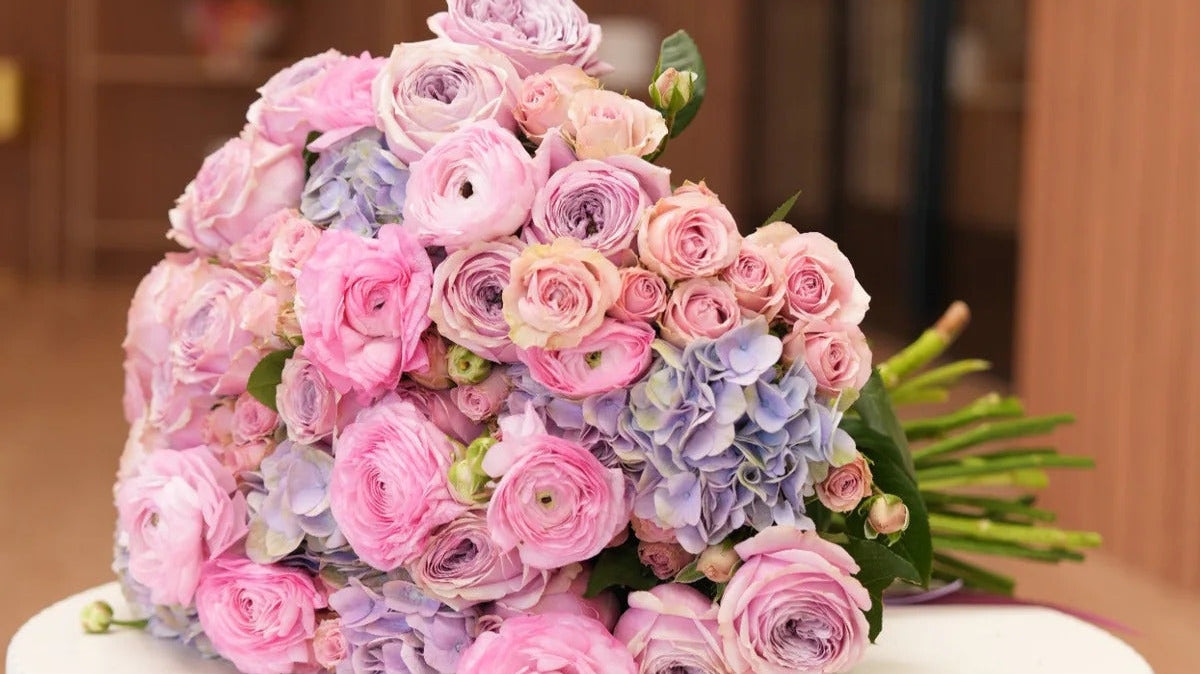 Inside Ecoroses LA: A Flowers Shop That Turns Blooms into Emotion