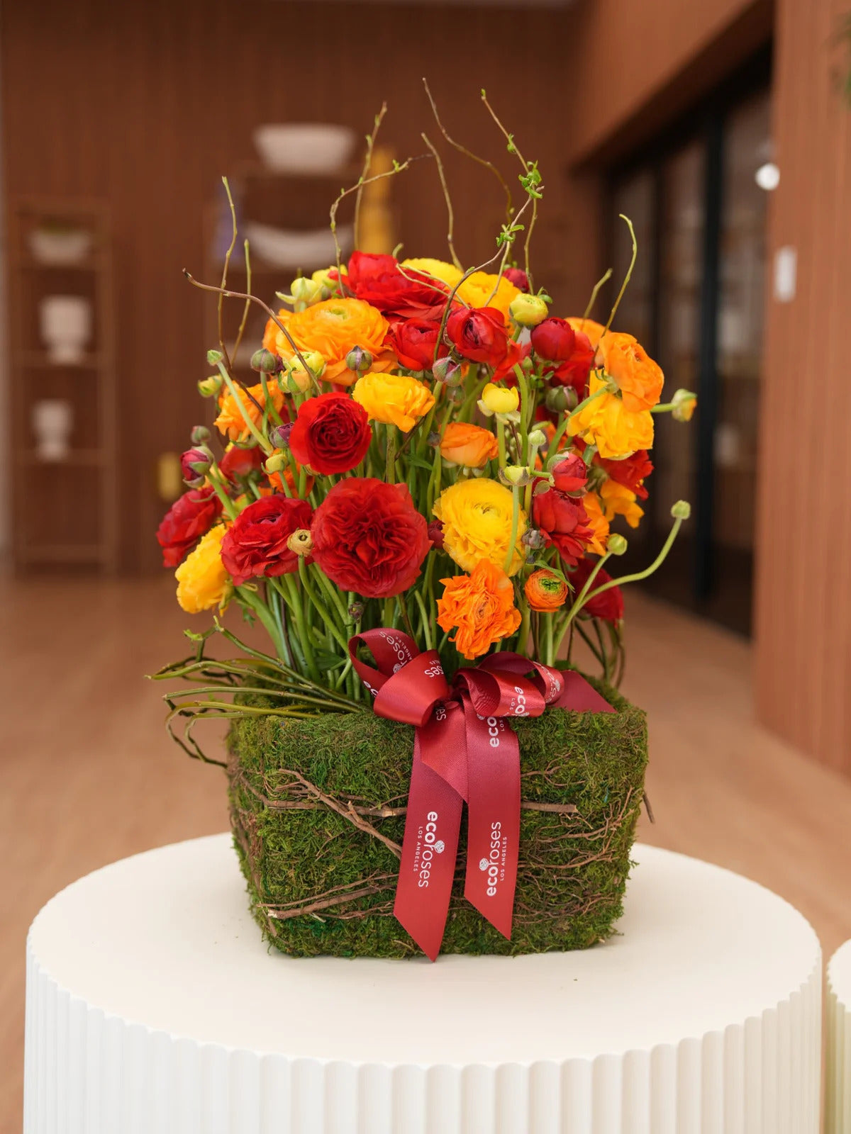 Buying Flowers Online: The Modern Way to Send Emotion That Lasts