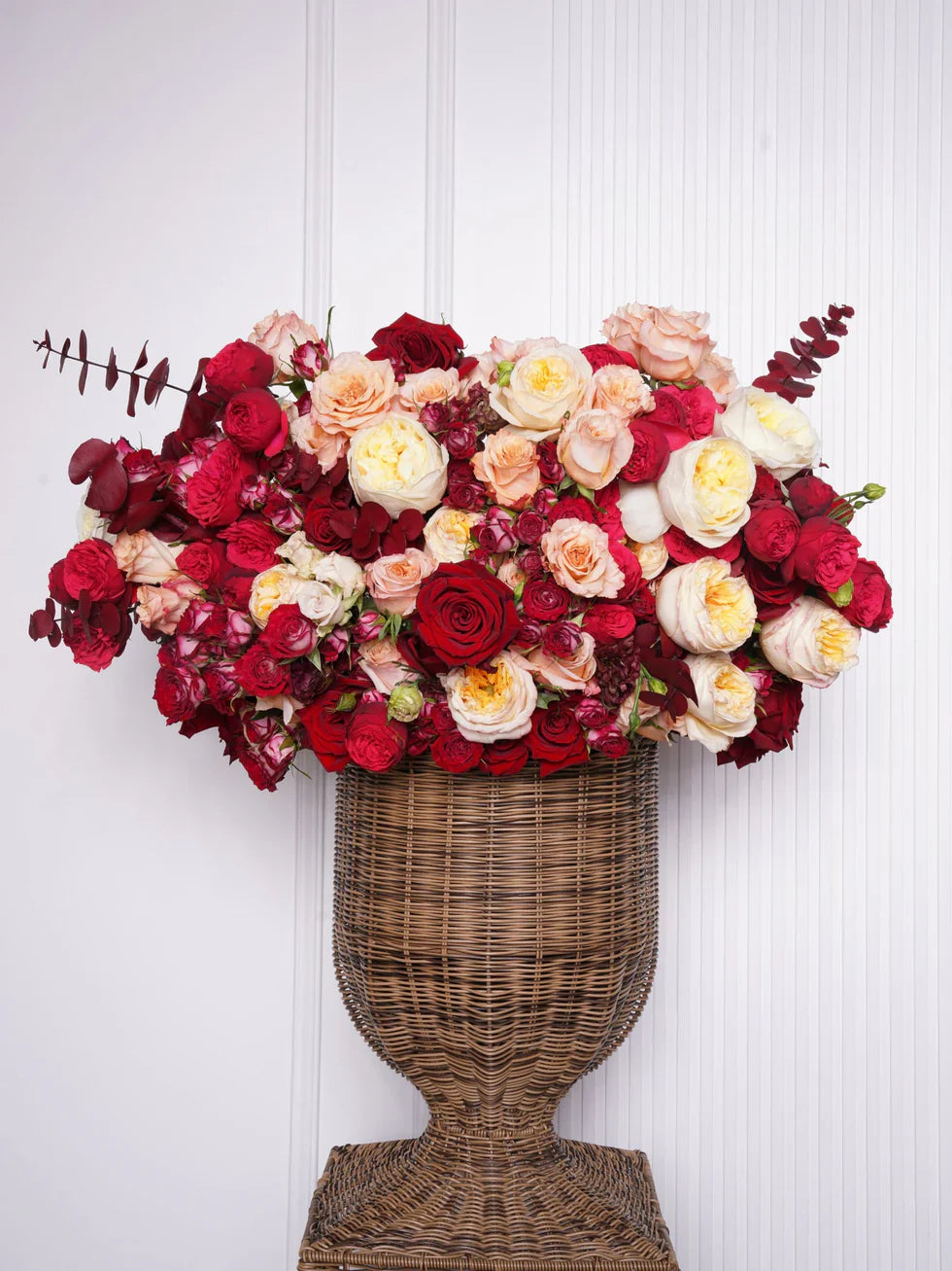 Flowers and Astrology: Which Bloom Matches Your Zodiac Sign | Cosmic Floral Guide